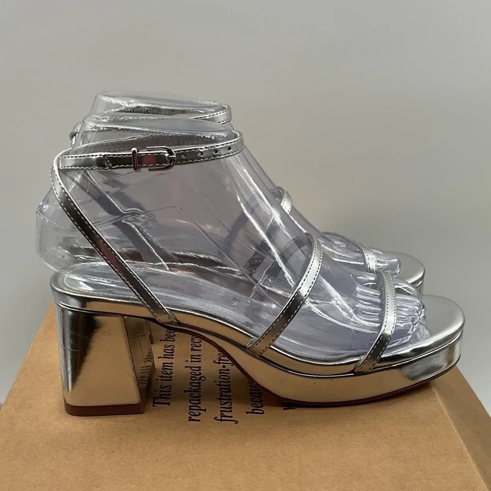 Larroude metallic silver